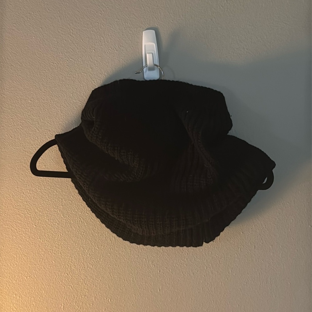 Lululemon scarf